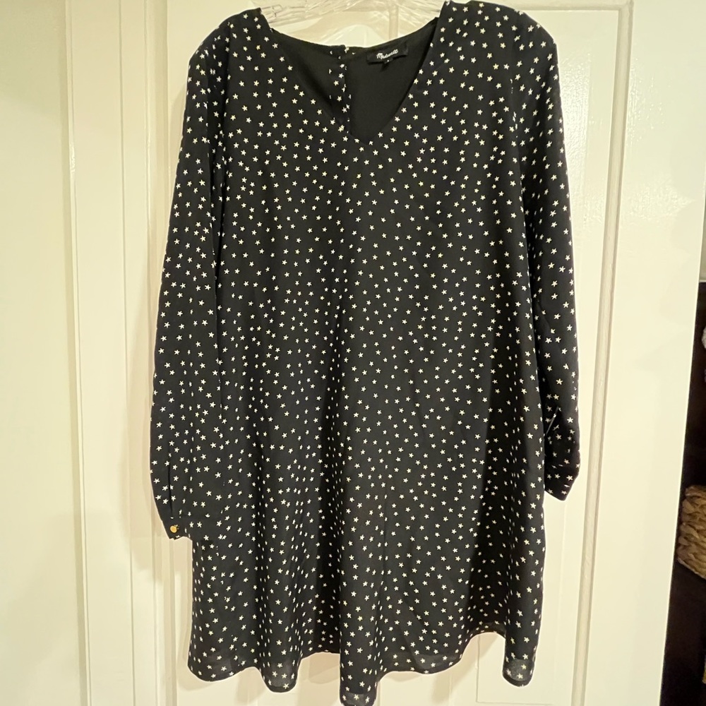 Madewell silk black dress with all-over beige star print